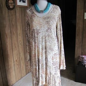 RODEO FOX HIGH LOW DRESS WITH BELL SLEEVES BRAND